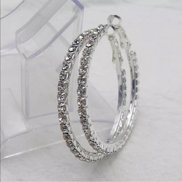✨Silver Rhinestone Hoop Earrings ♥️ - Picture 5 of 8